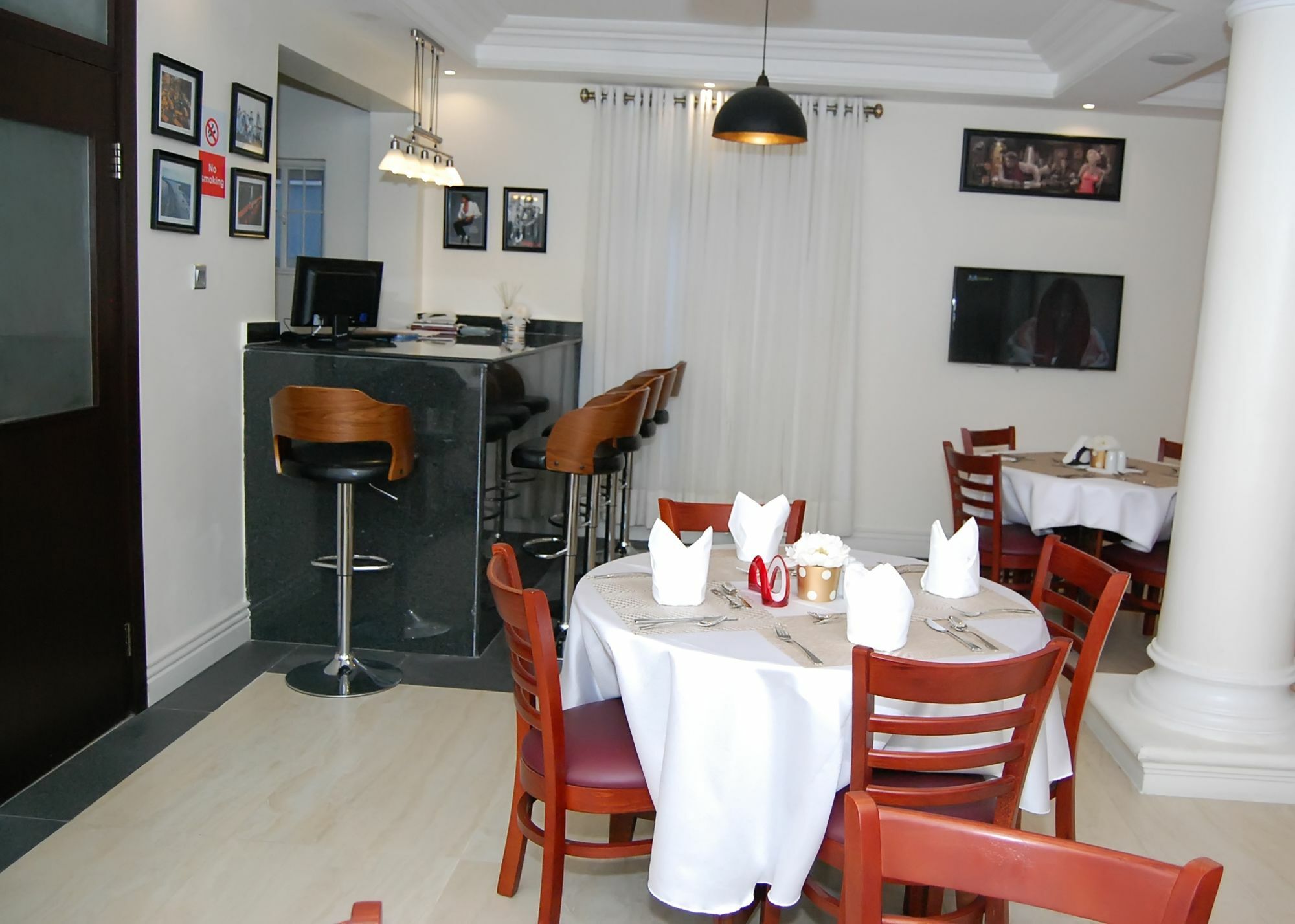 The Montrose Hotel Lekki Exterior photo